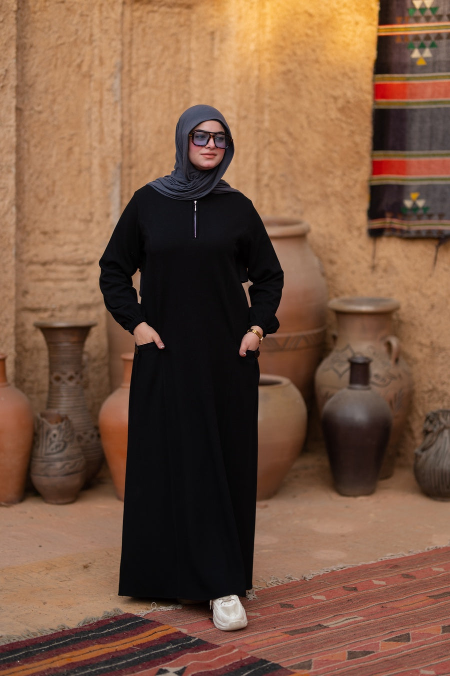 عبايه كاجوال بجيبين وسوسته