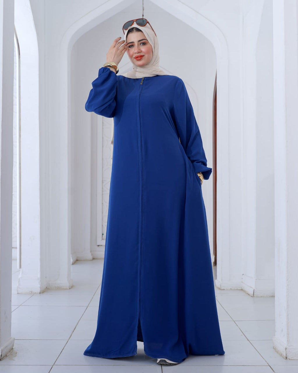 عباية كلوش واسع سوستة أمامية